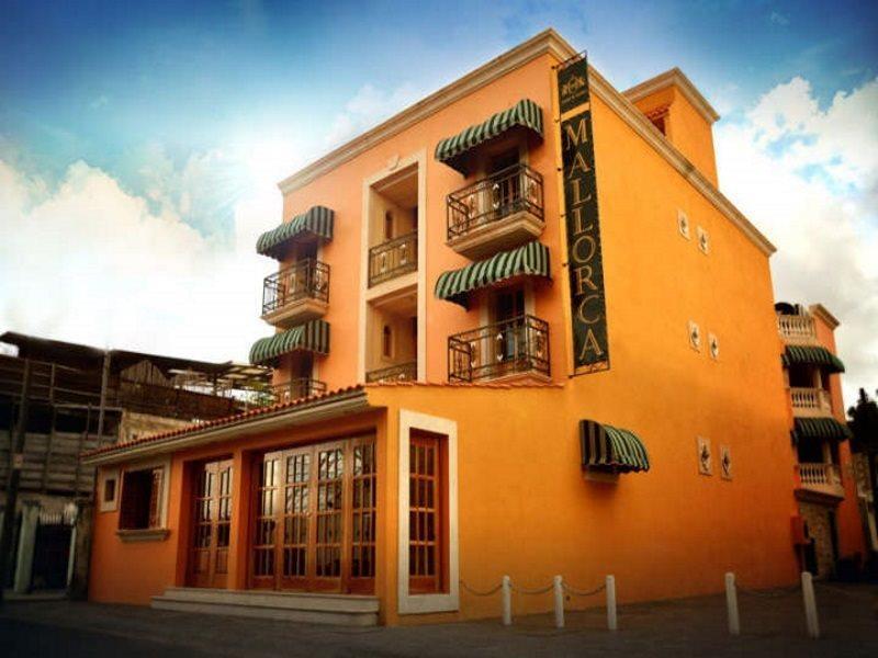 Cancun International Suites Exterior foto