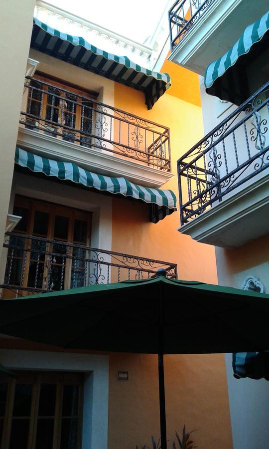 Cancun International Suites Exterior foto