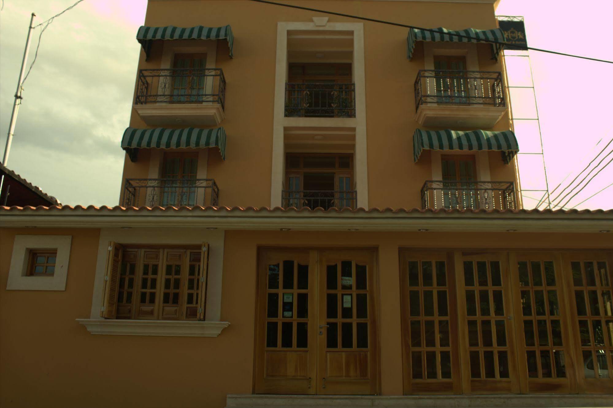 Cancun International Suites Exterior foto